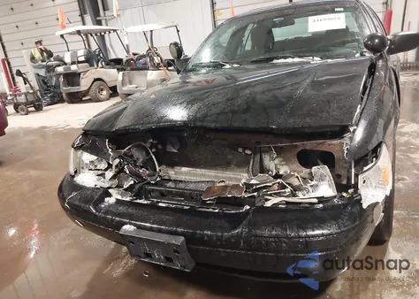 2009 Ford Crown Victoria Police/Police Interceptor z USA, uszkodzony, nr VIN 2FAHP71V69X144075